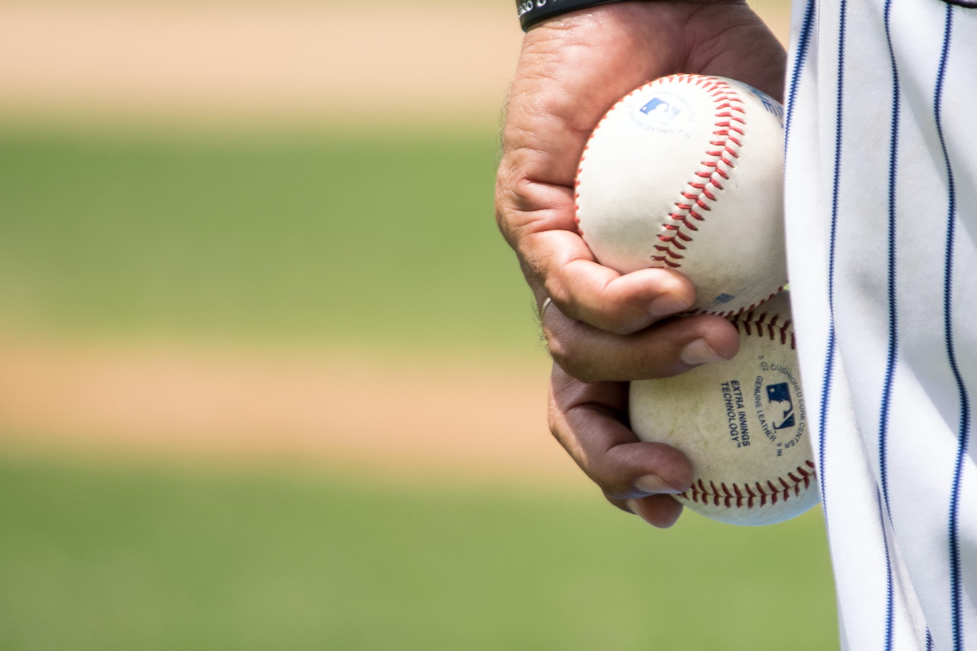 7 Baseball Fundraising Ideas Using a Photo Contest